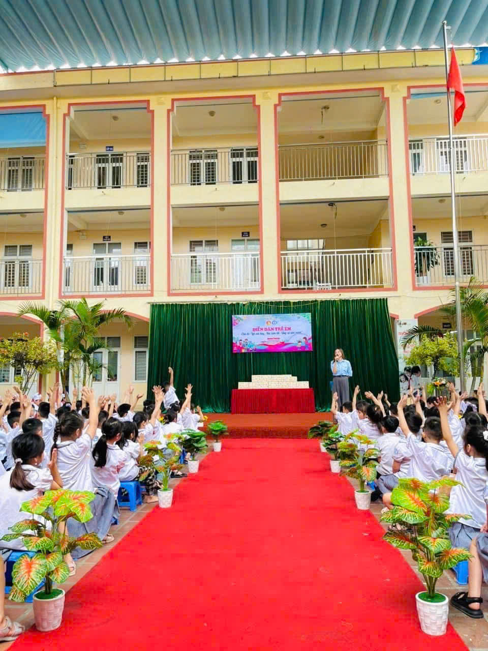 ☘️Thực hiện chương trình công tác Đội và phong trào thiếu nhi năm học 2024-2025, Liên đội trường Tiểu học Phú Lương I đã tổ chức Diễn đàn trẻ em "Lời nói hay - Việc làm tốt - Ứng xử văn minh".